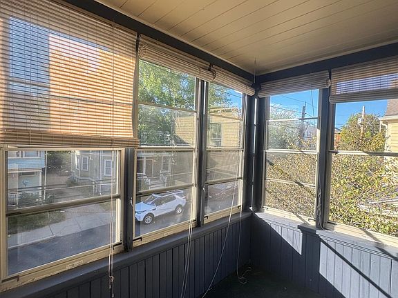 5th image of 27 Josephine Ave