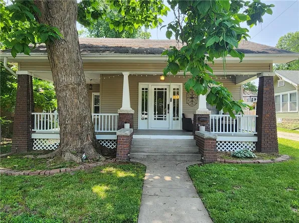 204 S College St, Pittsburg, KS 66762