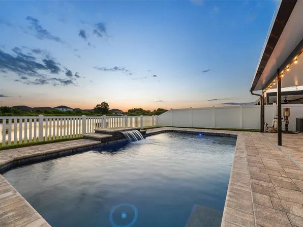 11827 Blackeyed Susan Dr, Riverview, FL 33579