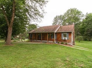 29 Lakeview Dr #V, Millbrook, NY 12545