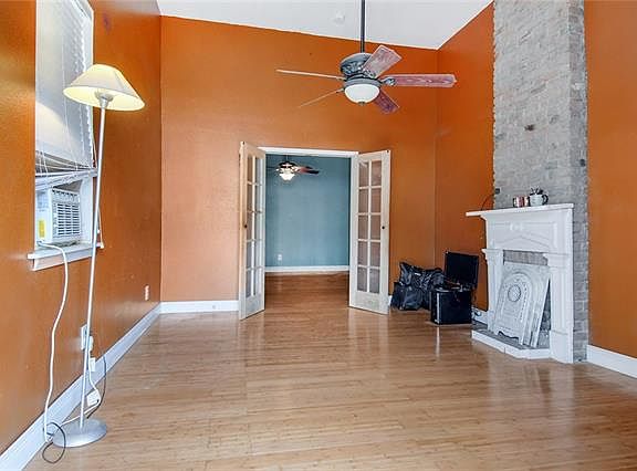 3rd image of 2336 Gravier St
