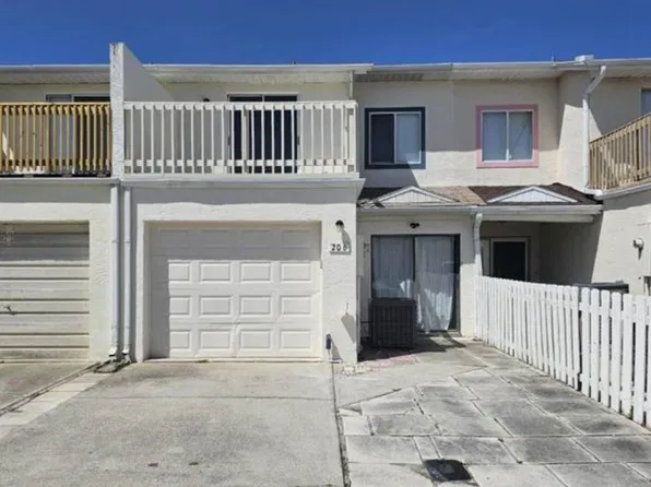 206 Cherie Down Ln, Cape Canaveral, FL 32920