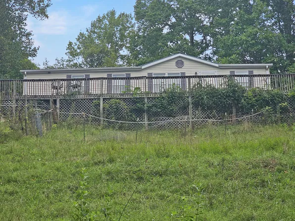 11039 Sparrow Rd, Abingdon, VA 24210