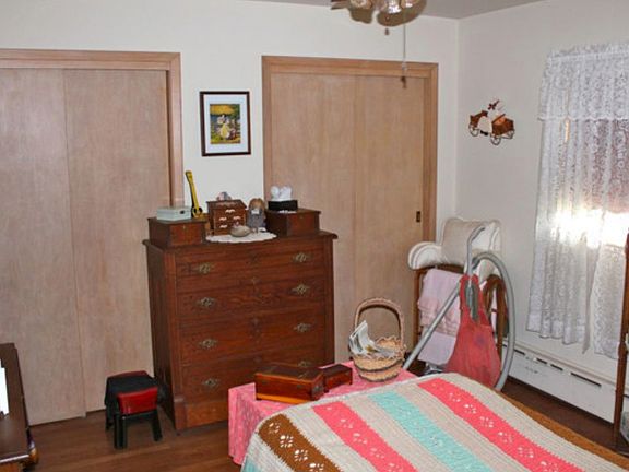 5th image of 8400 W 143rd St