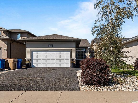 2nd image of 4445 Preston CRESCENT