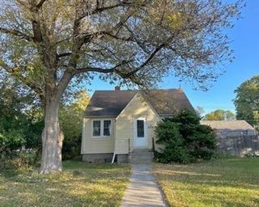 806 11th St, International Falls, MN, 56649