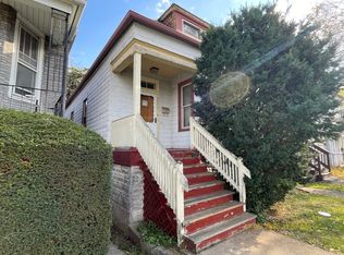 8545 S Manistee Ave, Chicago, IL 60617