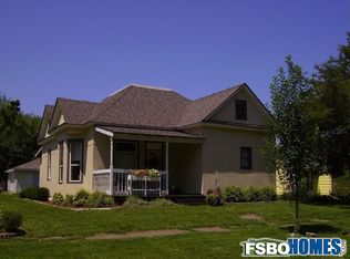 221 S 2nd St, Albia, IA 52531