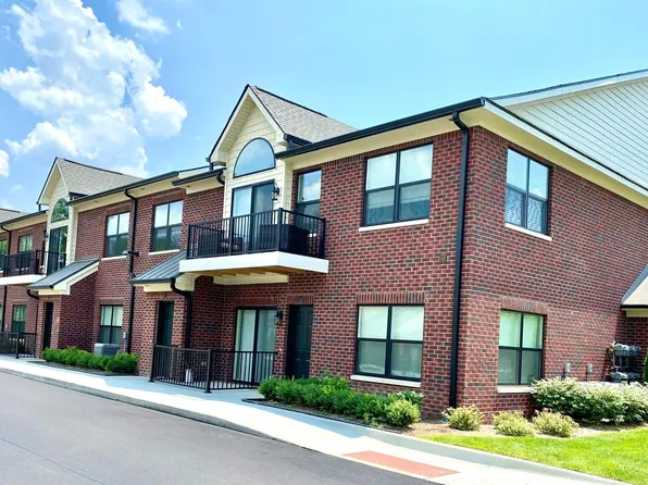 365 S Warren St, South Lyon, MI 48178