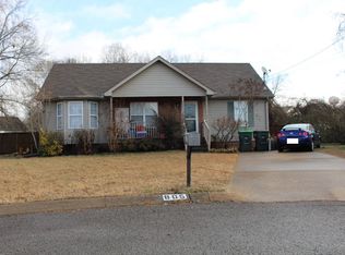 805 Bobbie Ct, Old Hickory, TN 37138