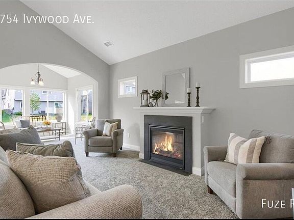3rd image of 6754 Ivywood Ave