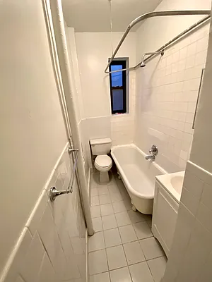 Rented by LRGNY Group, Inc. | media 10