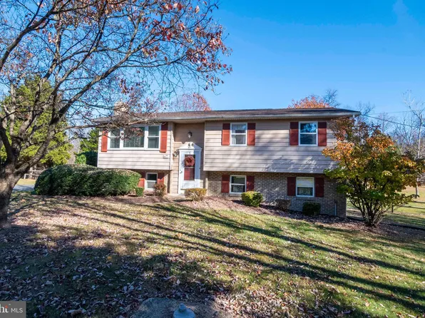 67 Wildflower Ln, Shepherdstown, WV 25443