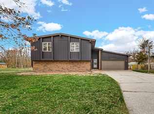 5951 Carol Ct, Demotte, IN 46310