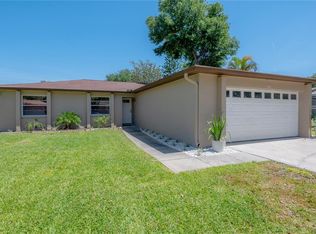 11105 Maxton Way N, Pinellas Park, FL 33782