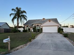 705 Heaton Ave NW, Palm Bay, FL 32907