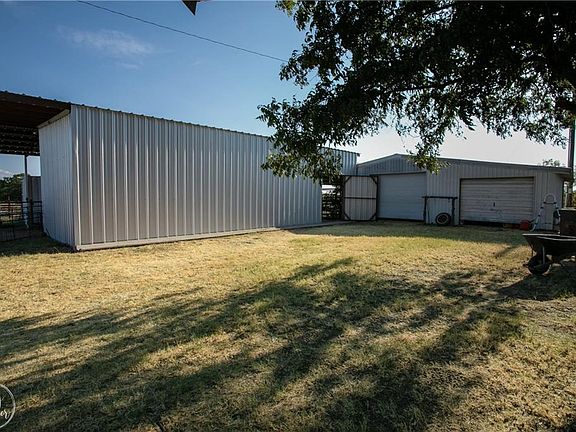 3rd image of 301 County Road 475