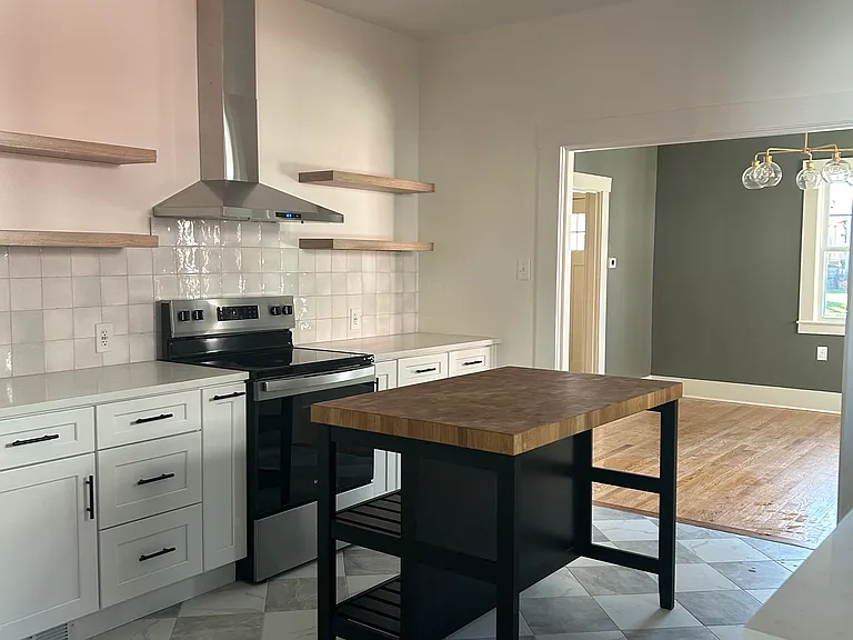 805 Sunset Dr — Photo 10