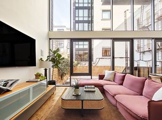 113 N 9th St #1, Brooklyn, NY 11249