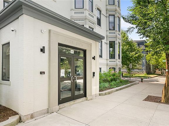 3rd image of 31 Parade St APT 402