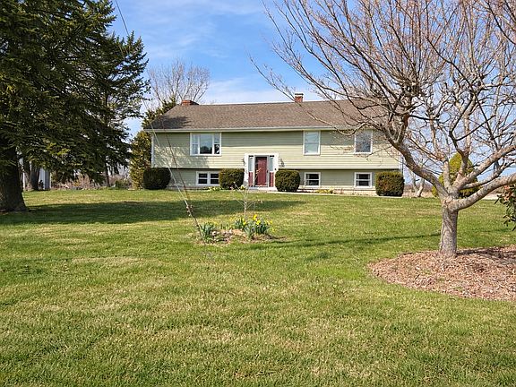 2nd image of 155 Center View Dr
