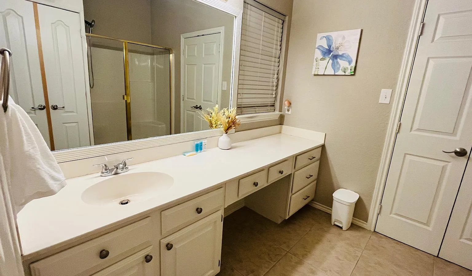 2 bed, 1485 sqft, $2,410 — Photo 2