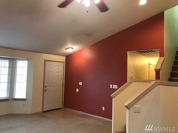 3rd image of 8812 Haro Ct SE