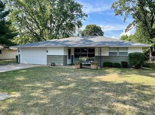 17495 Cleveland Rd, South Bend, IN 46635