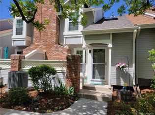 2890 W Long Cir APT B, Littleton, CO 80120