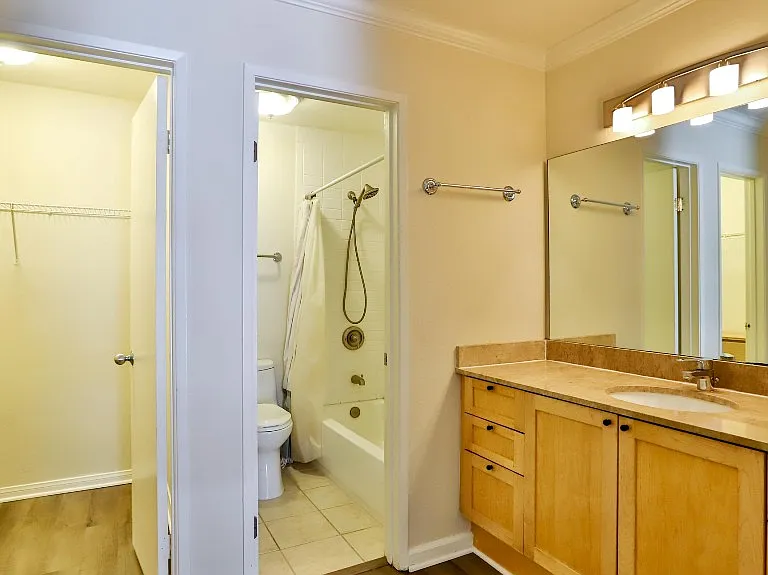 8889 Caminito Plaza Centro #7128 — Photo 12