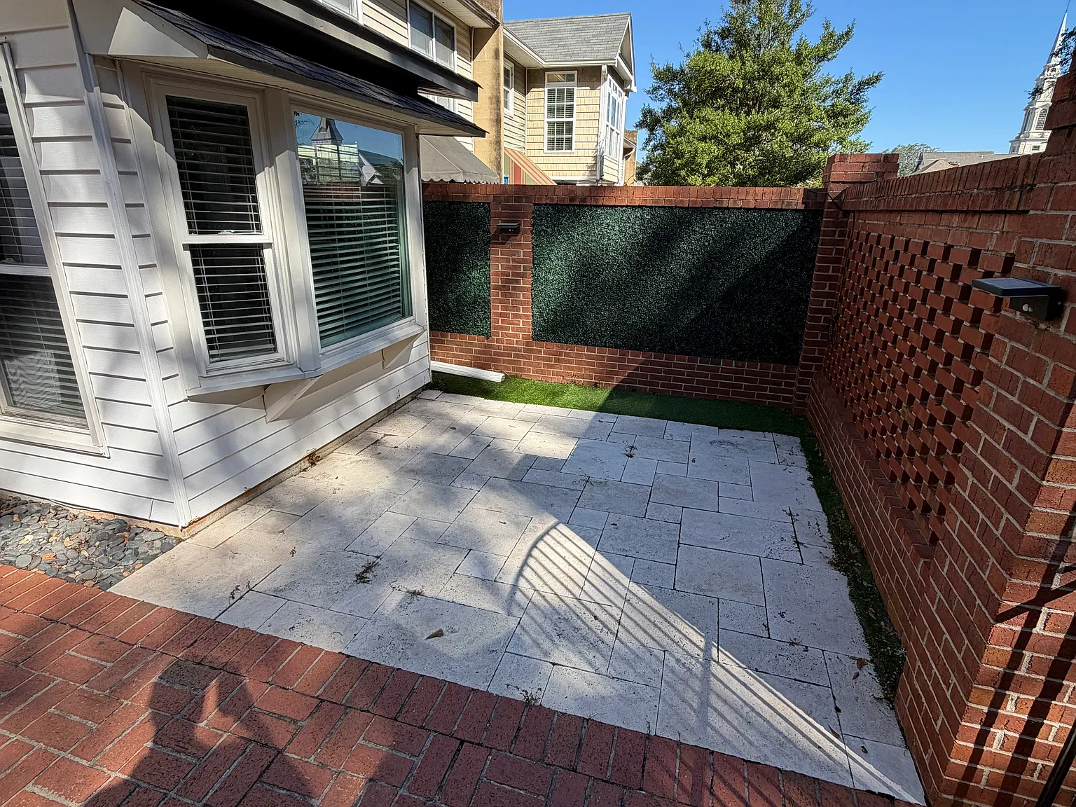 3 bed, 2.5 bath, $2,950 — Photo 3