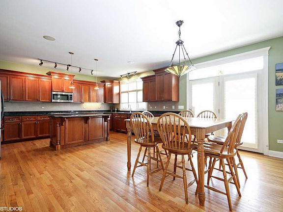 4th image of 4908 W 106th Pl