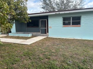 5801 Cedar St NE, Saint Petersburg, FL 33703