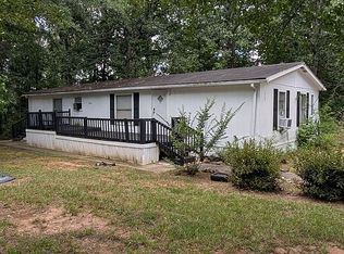 172 Shawnee Ln, Locust Grove, GA 30248