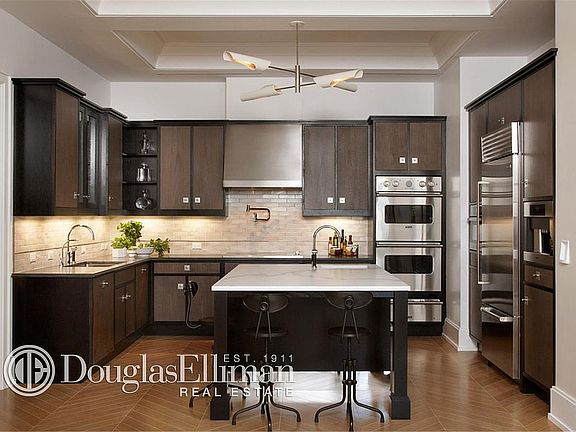 2nd image of 212 W 18th St #14CD
