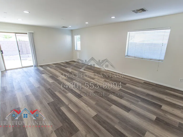 44740 W Gavilan Dr — Photo 9