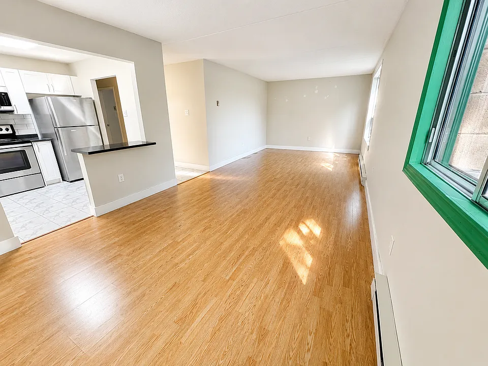 56 Donald St #306