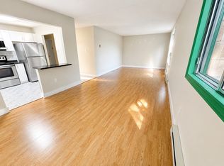 56 Donald St #306, Barrie, ON L4N1E3