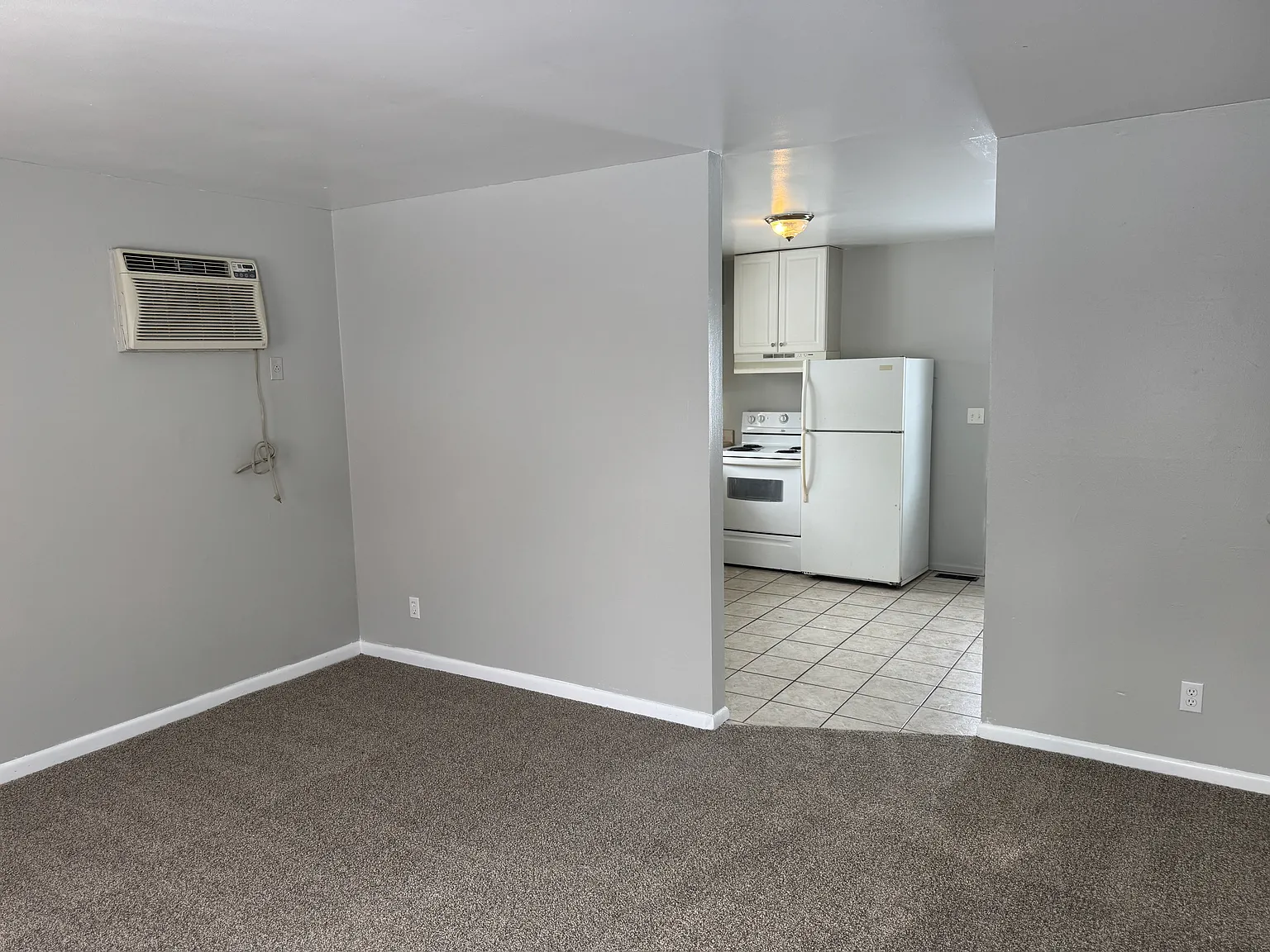 2 bed, $895 — Photo 4