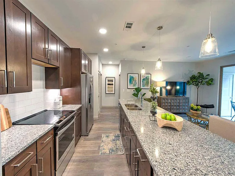 The Pointe at Valley Ranch Town Center — Photo 12
