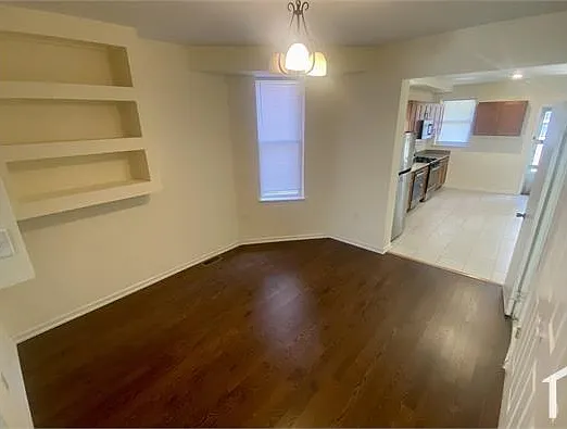 4 bed, $1,925 — Photo 3