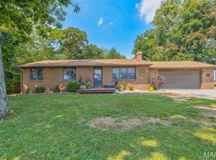 8945 Prairietown Rd, Dorsey, IL 62021
