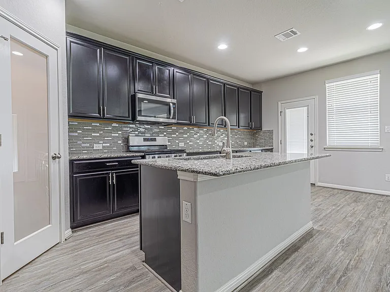 13214 Bucktree Dr — Photo 8