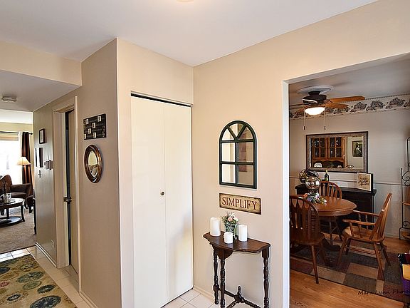 4th image of 1028 Rainwood Dr
