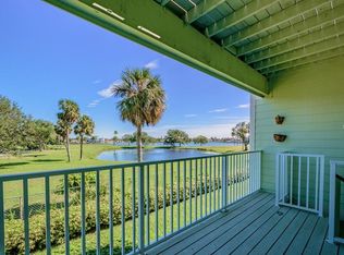530 Sandy Hook Rd #530, Treasure Island, FL 33706