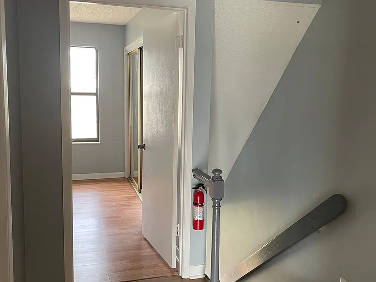 1155 E Main St — Photo 16