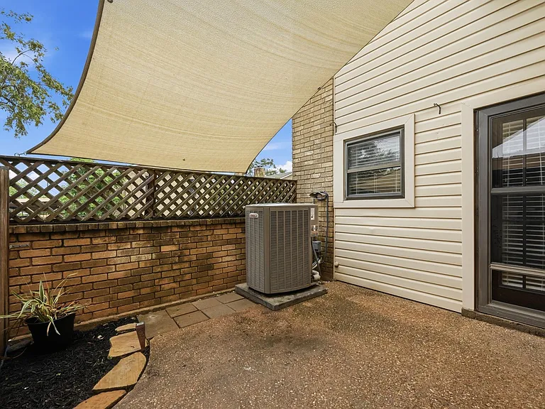 8400 Jamestown Dr #332 — Photo 22