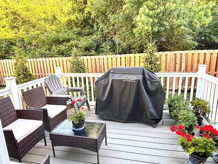 111 Four Leaf Dr — Photo 14