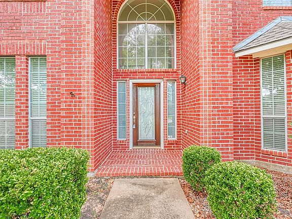 2nd image of 24826 Bent Hollow Ln