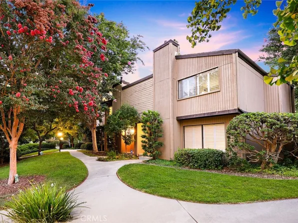 495 W Walnut St, Pasadena, CA 91103